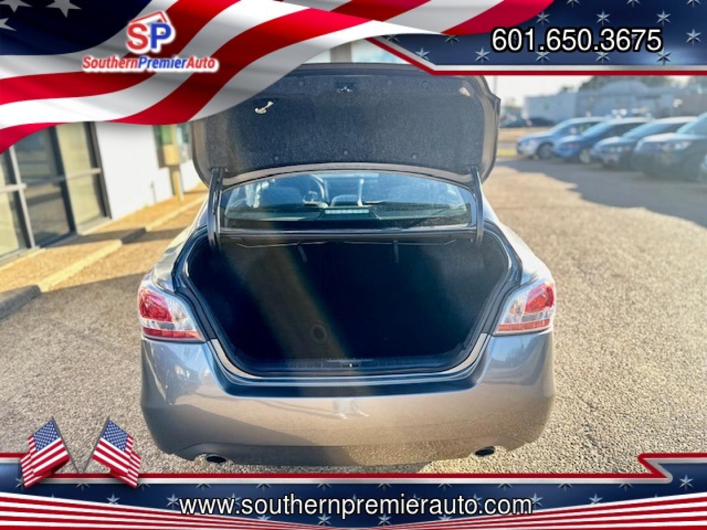 2014 GRAY NISSAN ALTIMA 2.5; 2.5 S; 2 (1N4AL3AP6EC) , located at 922 W. Beacon St., Philadelphia, MS, 39350, (601) 650-3675, 32.770447, -89.127151 - Photo#18